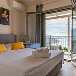 Villa Athina *